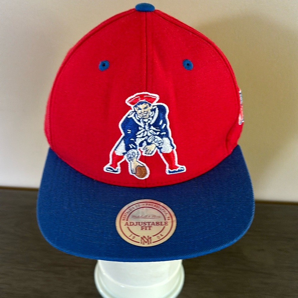 Vintage Mitchell & Ness New England Patriots SnapBack Ballcap